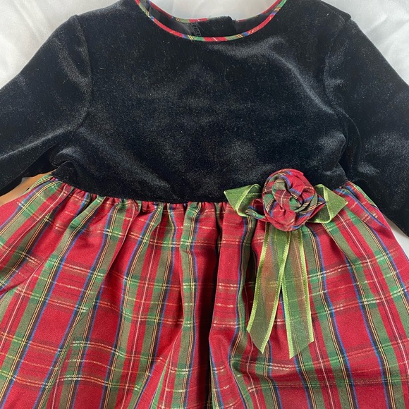 Infant Girl’s George Black Velvet Red Plaid Holiday Dress Size 12 Months - Picture 3 of 8